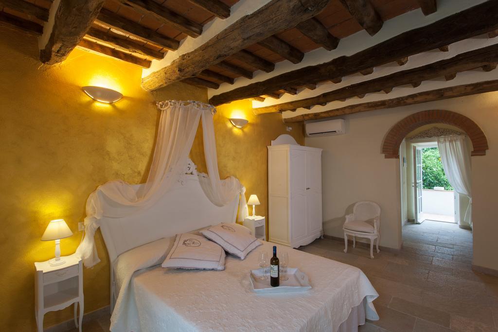 Il Casale Di Monserrato Porto Azzurro